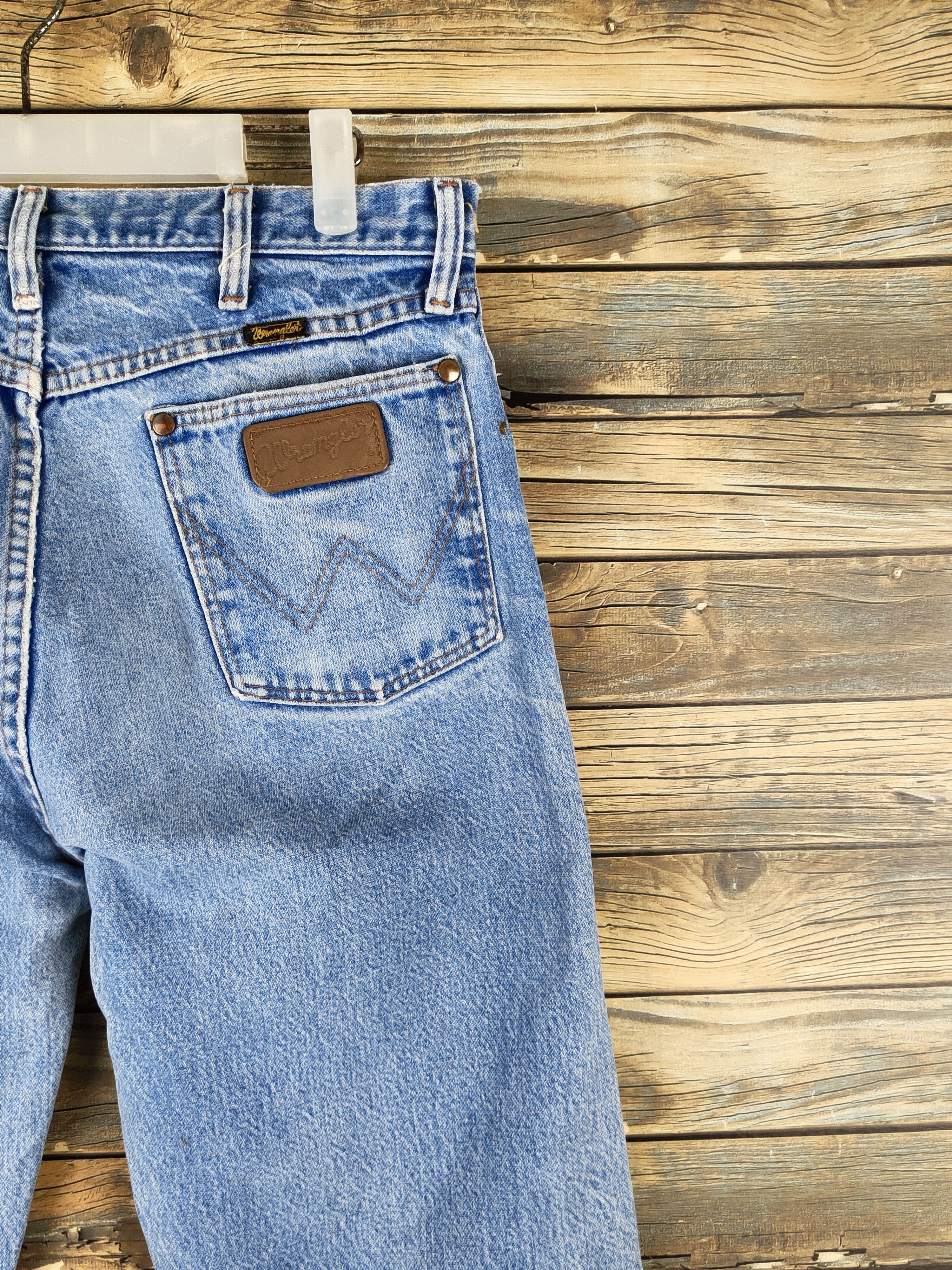 Wrangler DL Wrangler Blue Distressed Ripped denim Jeans #46-102 Size US 32 / EU 48 - 10 Thumbnail