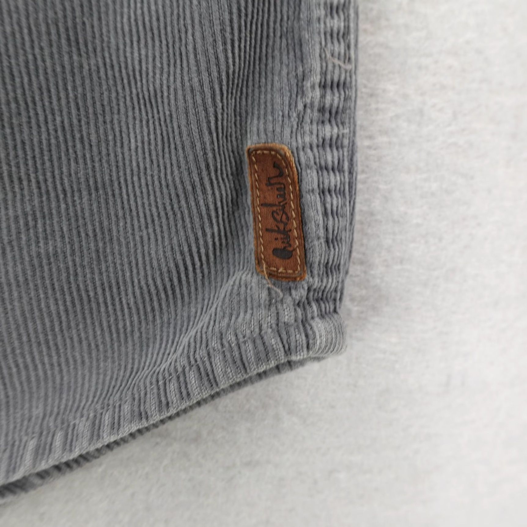 Quiksilver VINTAGE Quiksilver Men's XL Gray Corduroy Western Snap Shirt Casual Casualwear Size US XL / EU 56 / 4 - 5 Thumbnail