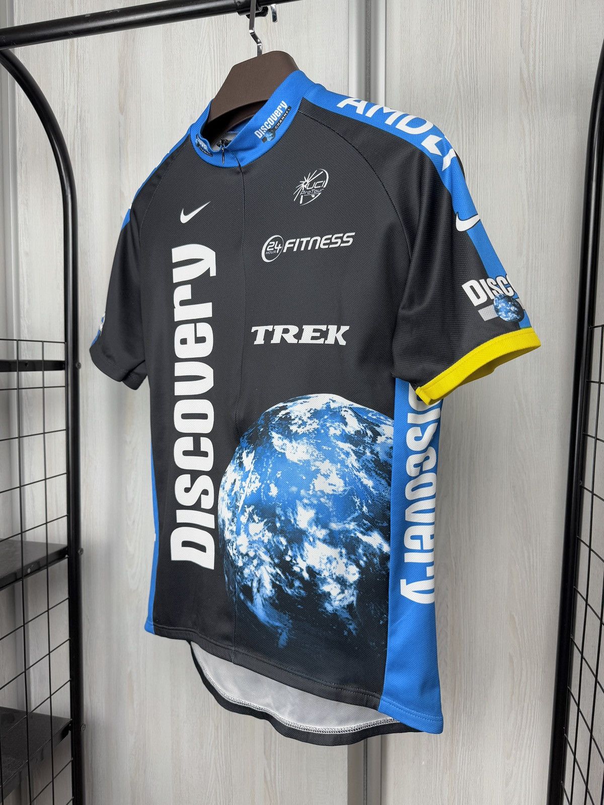 Nike 2007 Nike Discovery Channel Cycling Bike Jersey Vintage Size US L / EU 52-54 / 3 - 6 Thumbnail