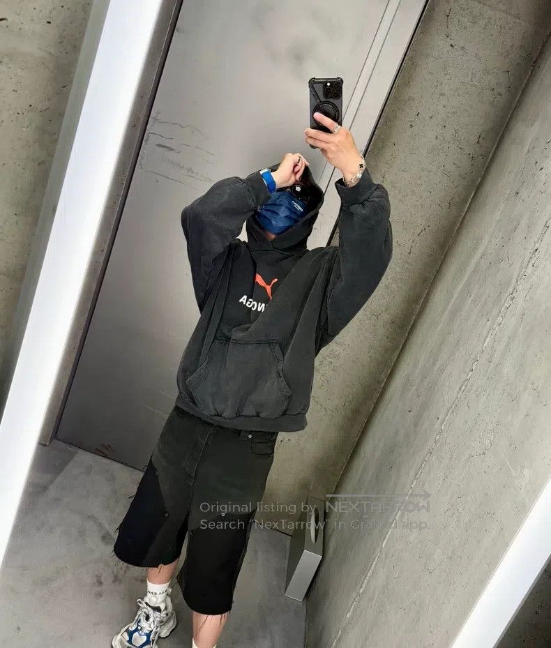 Balenciaga Balenciaga size XS Workwear Axed Washed Denim Shorts, XS S Size US 27 - 6 Thumbnail