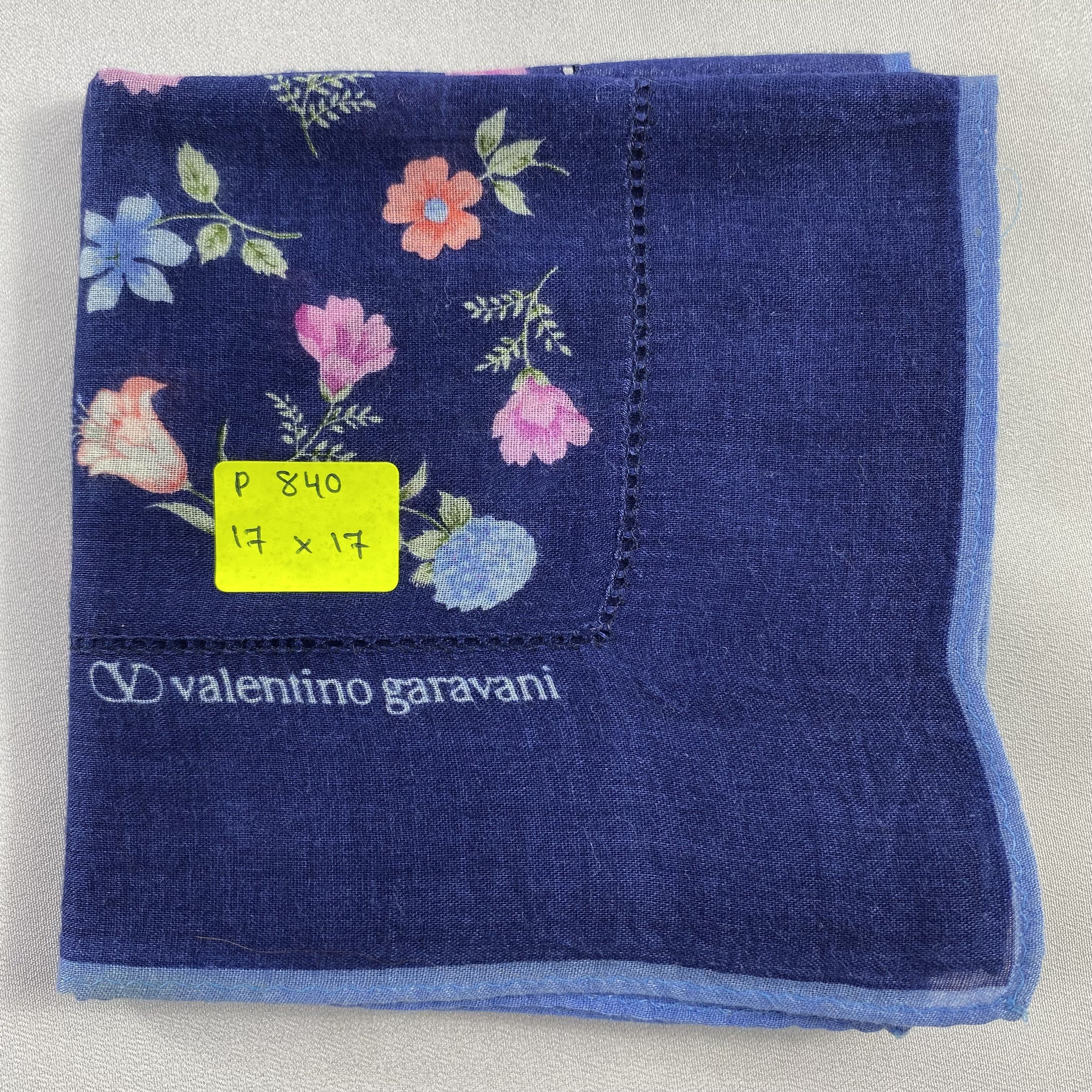Valentino × Vintage Valentino Garavani Bandana/ Handkerchief / Neckerchief-P840 Size ONE SIZE - 5 Thumbnail