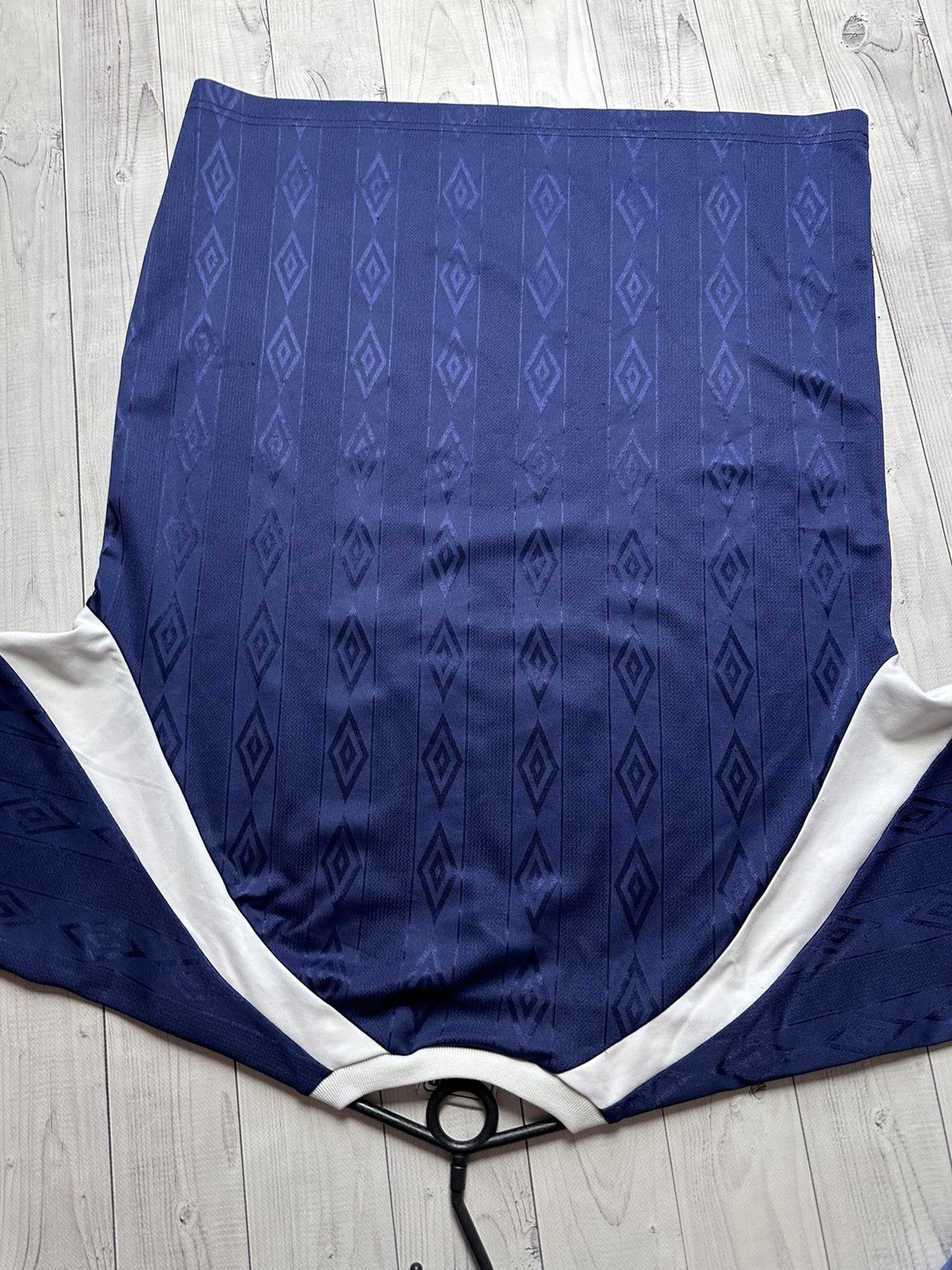 Umbro × Vintage Vintage Umbro soccer tee monogram size M logo Size US M / EU 48-50 / 2 - 9 Thumbnail