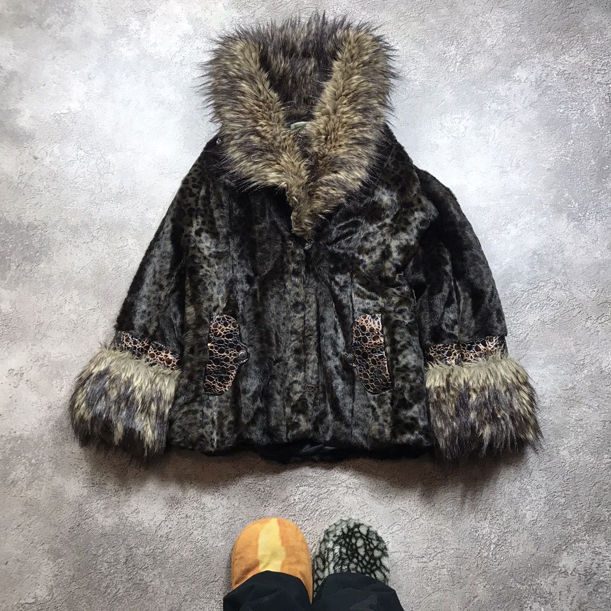 Vintage Vintage Y2K Black Fur Collar Jacket Glamour Japan Streetwear Size L / US 10 / IT 46 - 1 Thumbnail