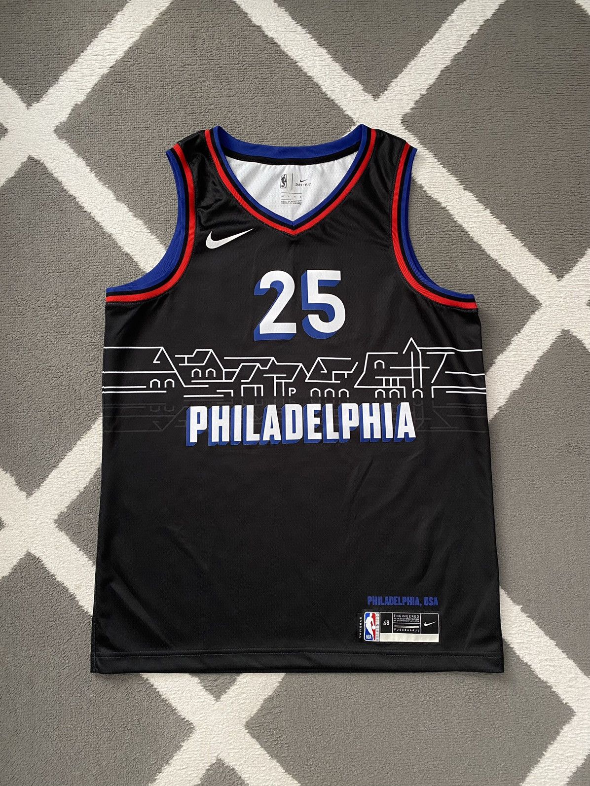 NBA × Nike Nike NBA Philadelphia 76ers Ben Simmons Jersey City Edition Size US L / EU 52-54 / 3 - 4 Thumbnail