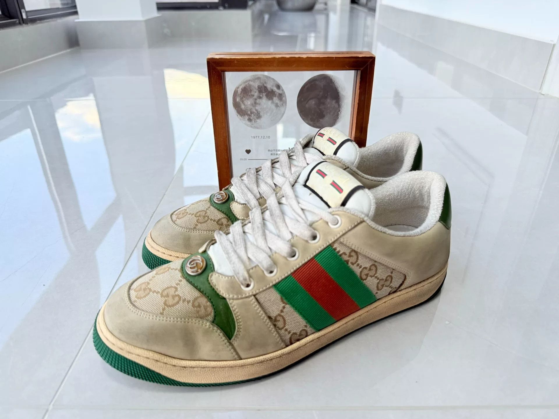 Gucci Gucci Distressed Green Lowtop Sneakers 10 Men Size US 10 / EU 43 - 1 Thumbnail