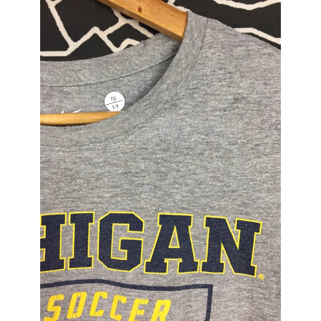 Nike Nike Michigan Wolverines Soccer Short Sleeve Tee Size US S / EU 44-46 / 1 - 4 Thumbnail