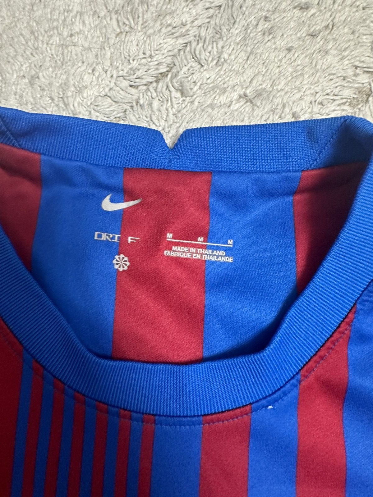 Nike Nike Barcelona 2021-2022 Home Football Jersey Rakuten Hype Size US M / EU 48-50 / 2 - 6 Thumbnail