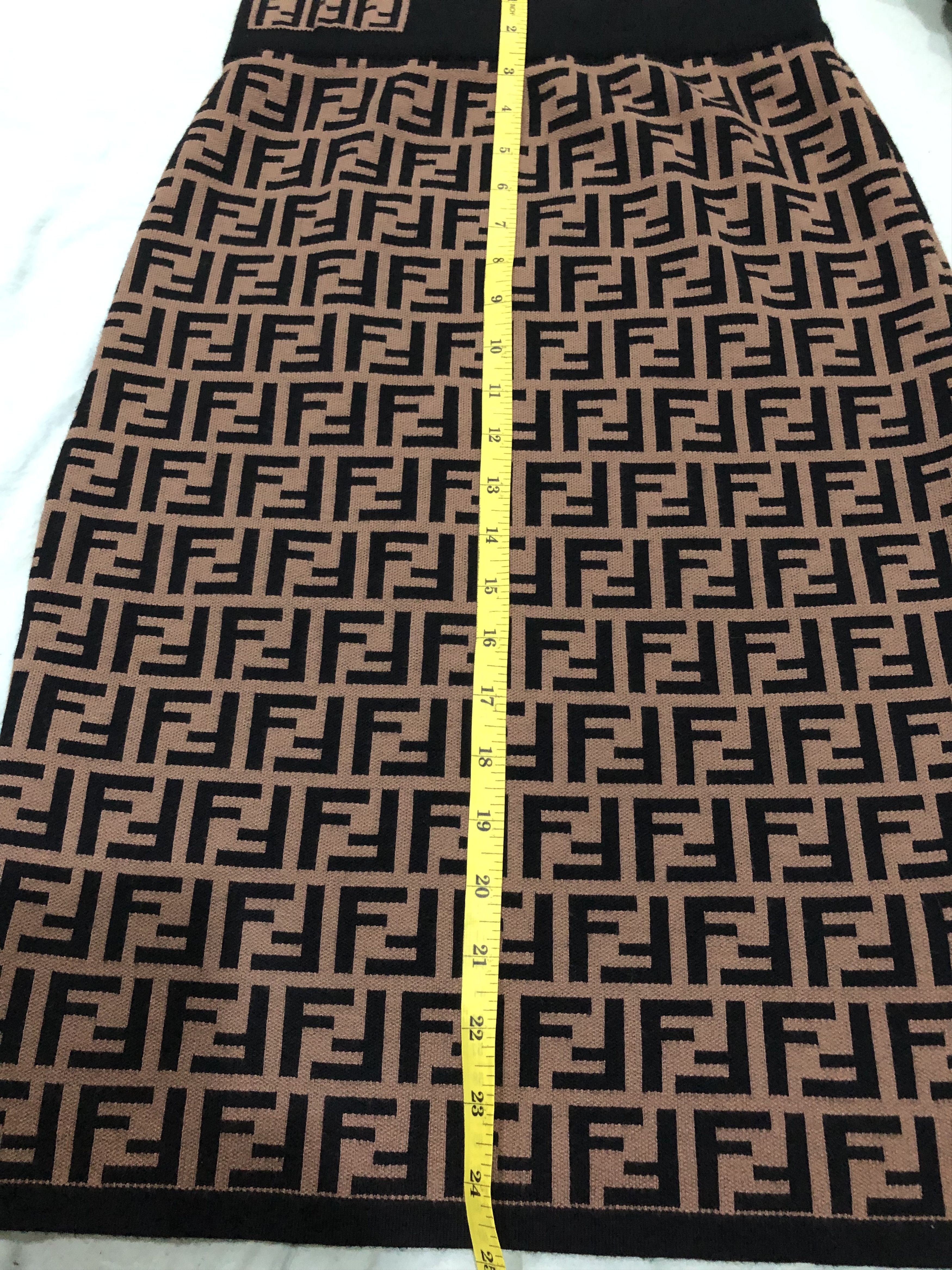 Fendi Fendi Monogram Stretchable Midi Skirt Size 27" / US 4 / IT 40 - 11 Thumbnail