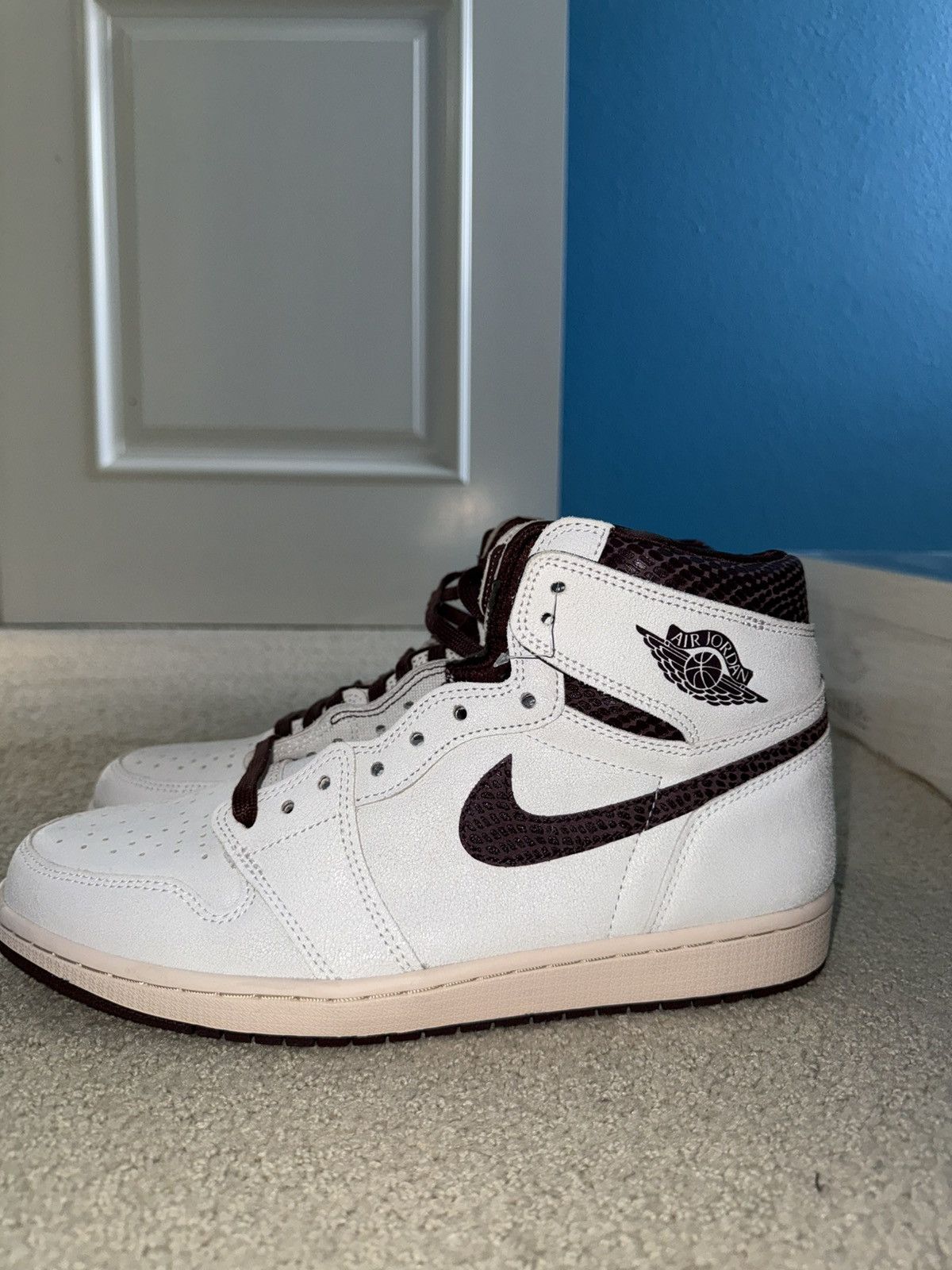 A Ma Maniere × Jordan Brand Jordan 1 Retro High OG Size US 12 / EU 45 - 5 Thumbnail