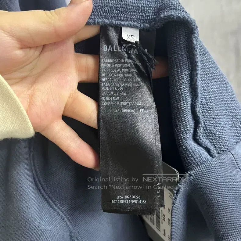 Balenciaga Balenciaga Blue logo pattern printed long-sleeved sweatshi Size US L / EU 52-54 / 3 - 3 Thumbnail