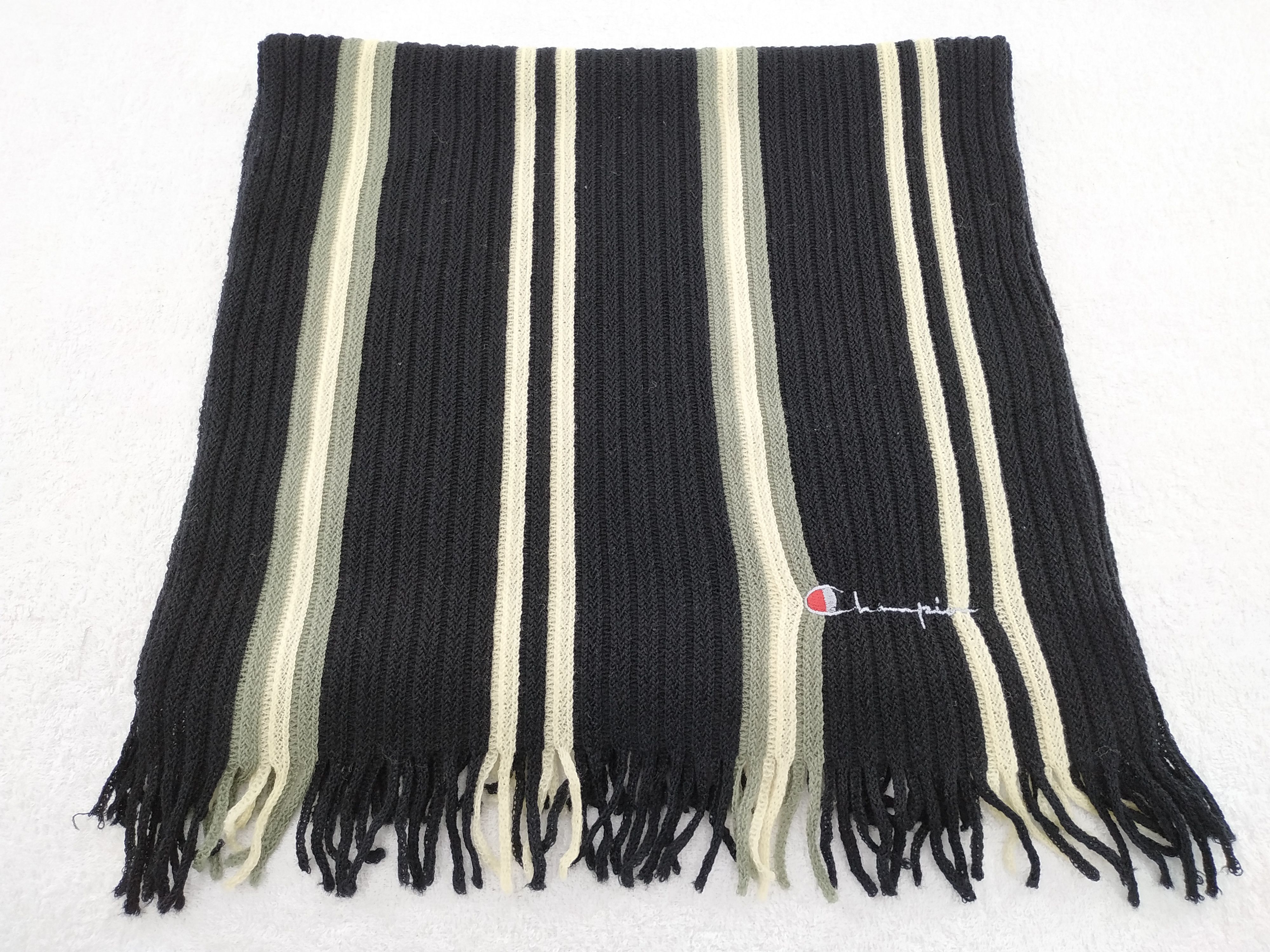 Champion Vintage Champion Scarf/Muffler/Neckwear MF426A Size ONE SIZE - 1 Thumbnail