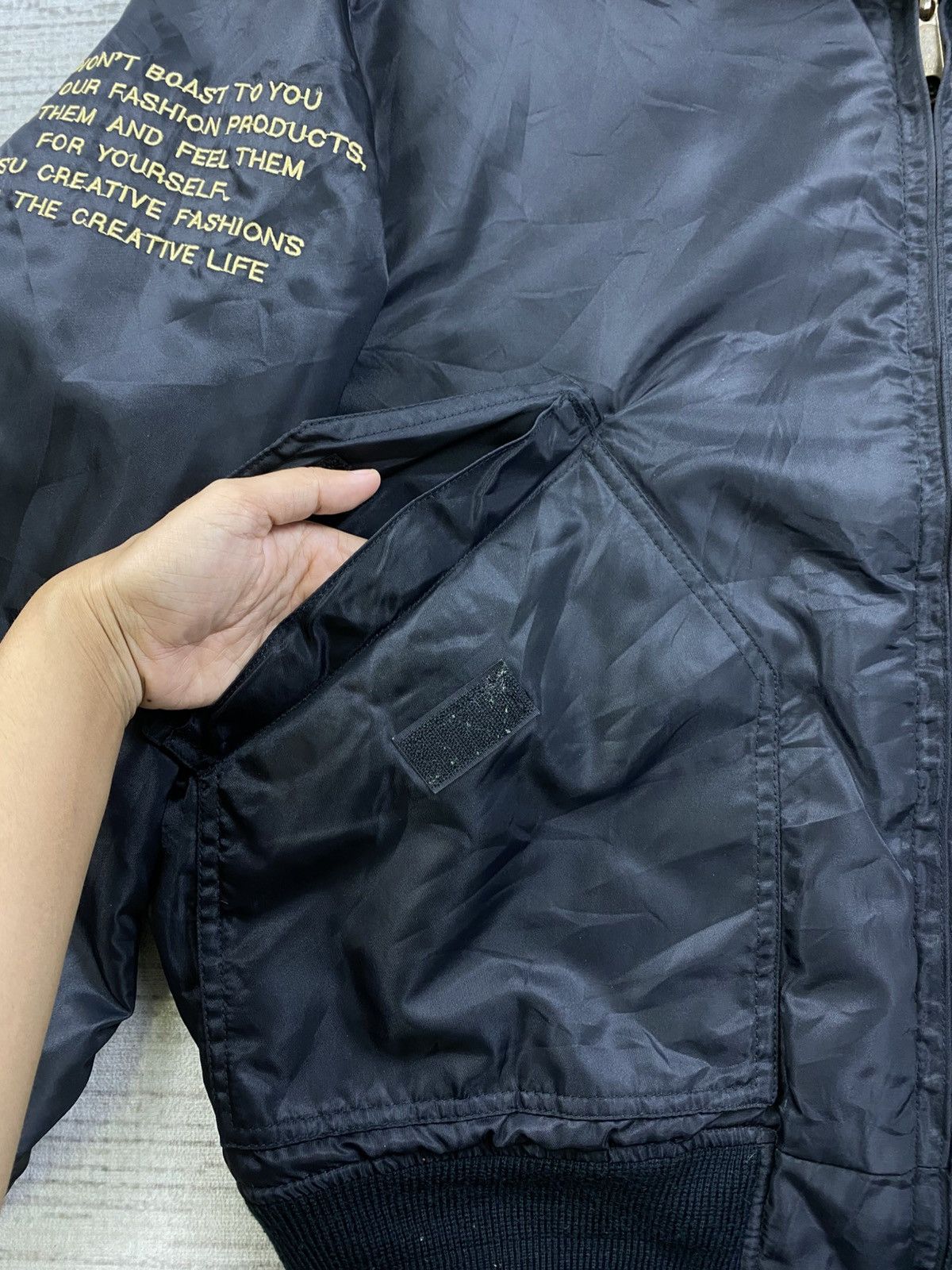 Issey Miyake Vintage Ba-Tsu Reversible Embroidery Bombers Jacket Size US L / EU 52-54 / 3 - 14 Thumbnail