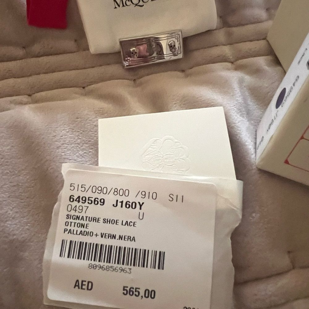 Alexander McQueen ALEXANDER MCQUEENMade In Italy Signature Sneaker Charm Size ONE SIZE - 3 Thumbnail