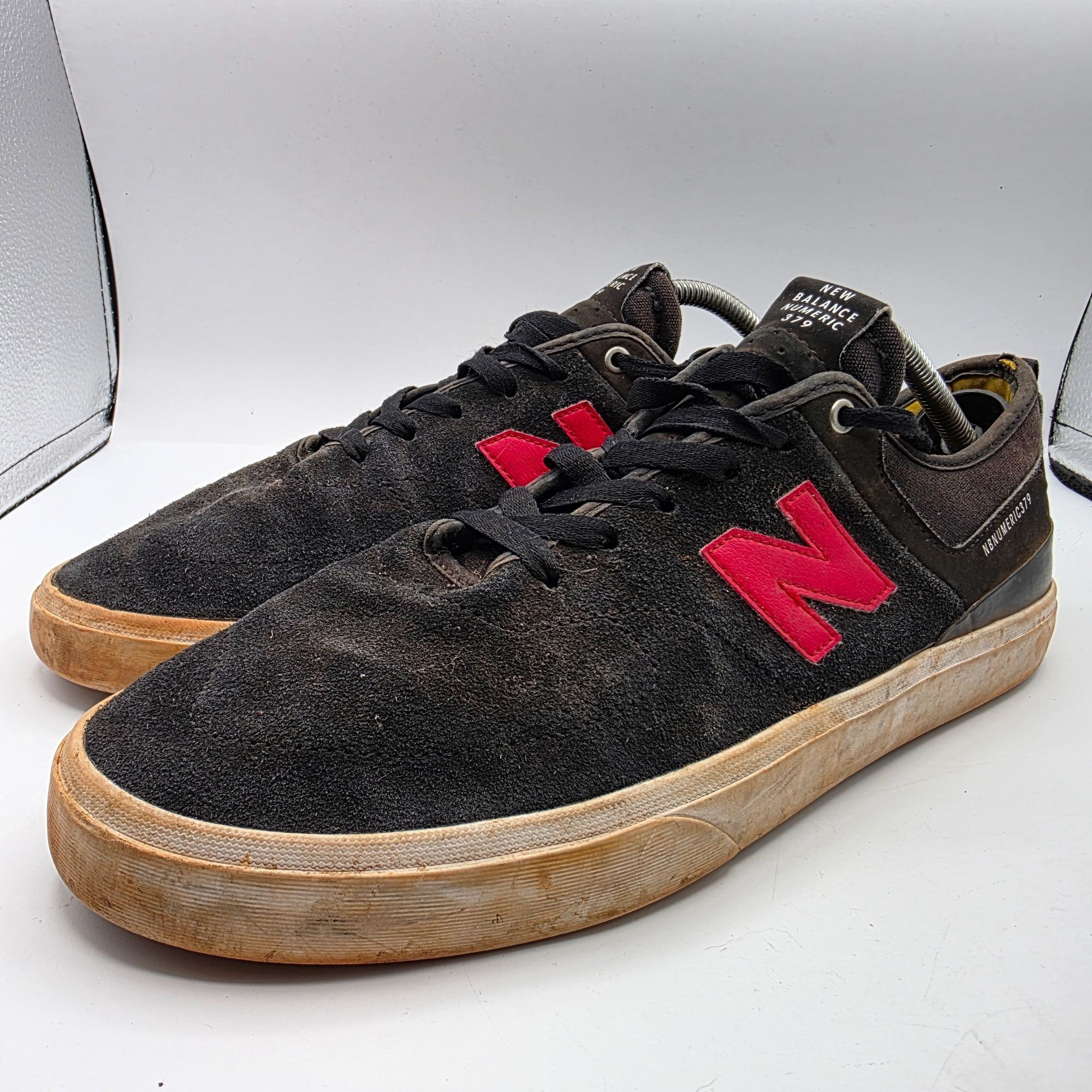 New Balance New Balance Numeric 379 Mens Size 13 Black Red Sneaker Shoes Size US 13 / EU 46 - 4 Thumbnail