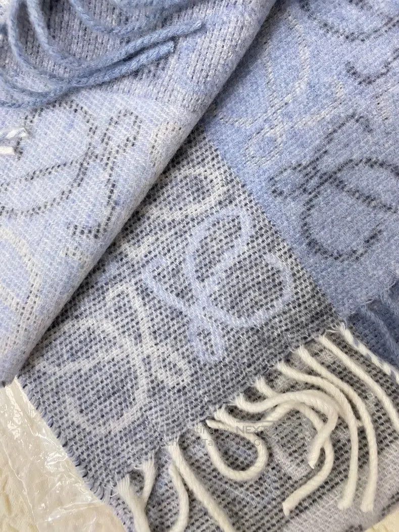 Loewe Loewe Classic printed checkered wool cashmere woolen scarf Size ONE SIZE - 7 Thumbnail