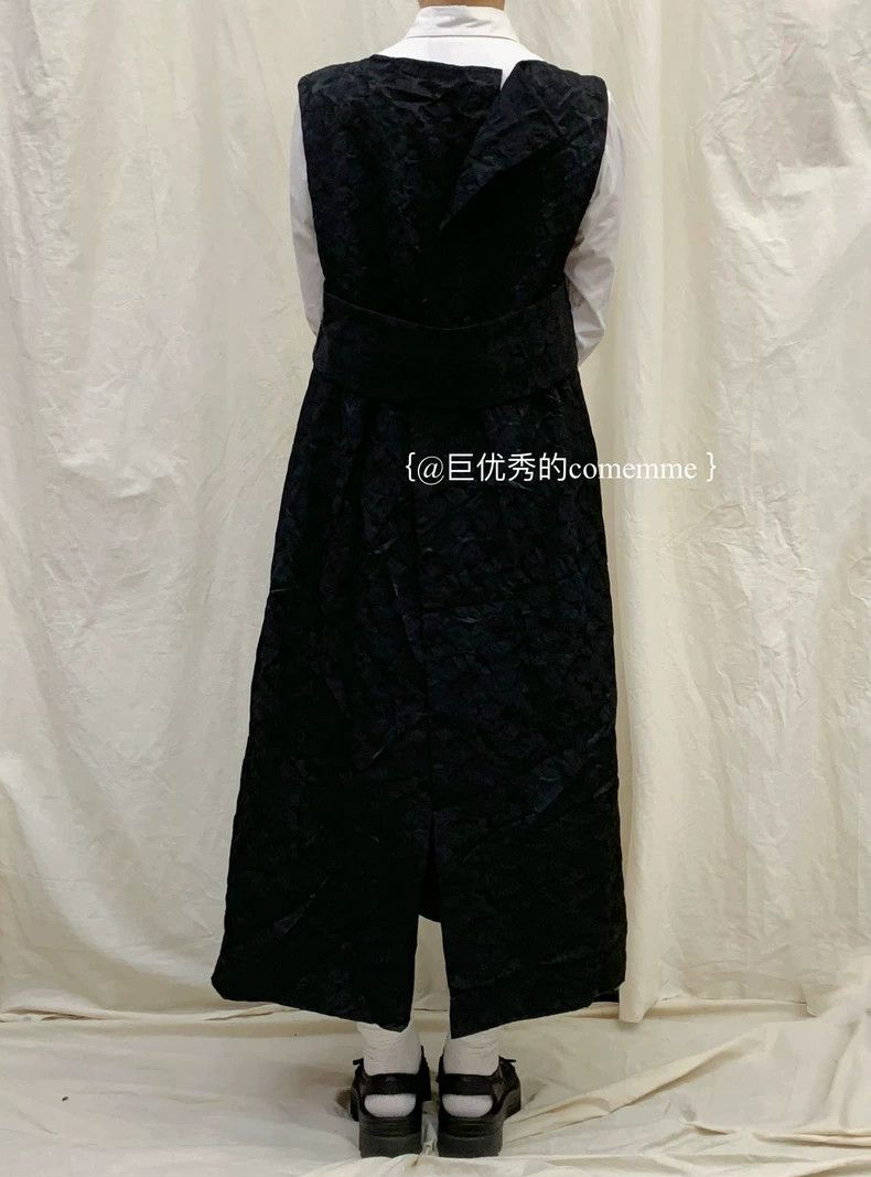 Comme des Garcons Comme Des Garcons Black Stereo Embossed Embossed Old Textu Size S / US 4 / IT 40 - 2 Thumbnail