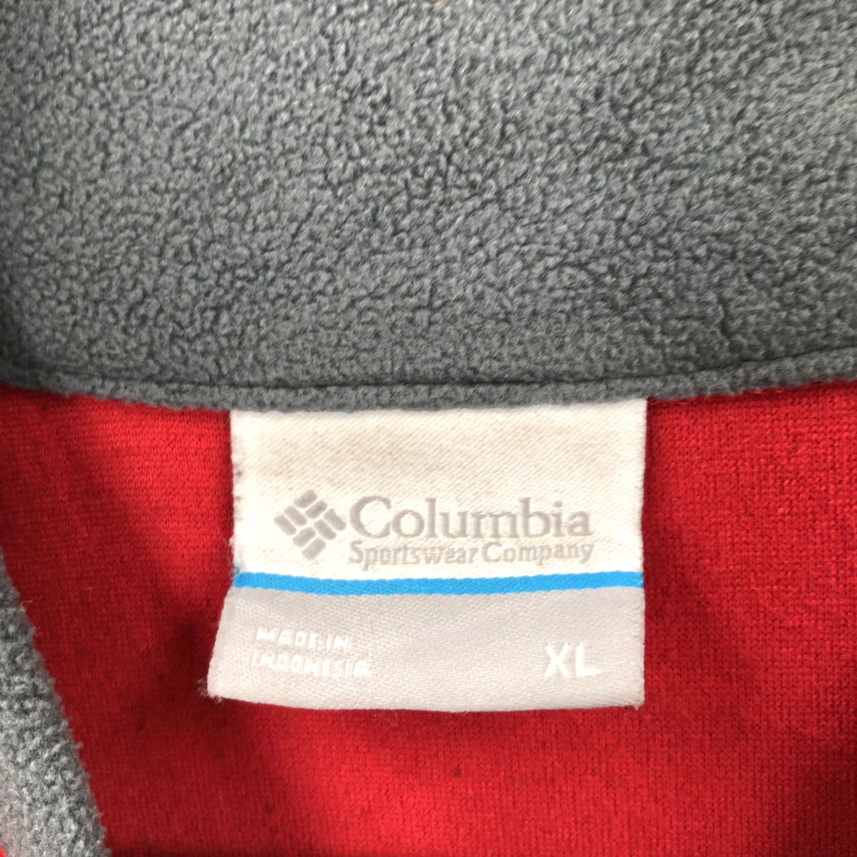 Vintage Columbia Mens Red Long Sleeve Zip High Neck Hiking Pullover Sweatshirt XL Shirt Mens Red Zip Pullover Winter Logo Breathable Classic 2000s Style? Size US XL / EU 56 / 4 - 4 Thumbnail
