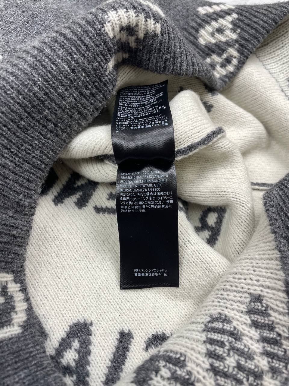 Balenciaga Balenciaga All Over Logo Wool Crewneck 'Dark Grey/White' Size US S / EU 44-46 / 1 - 6 Thumbnail