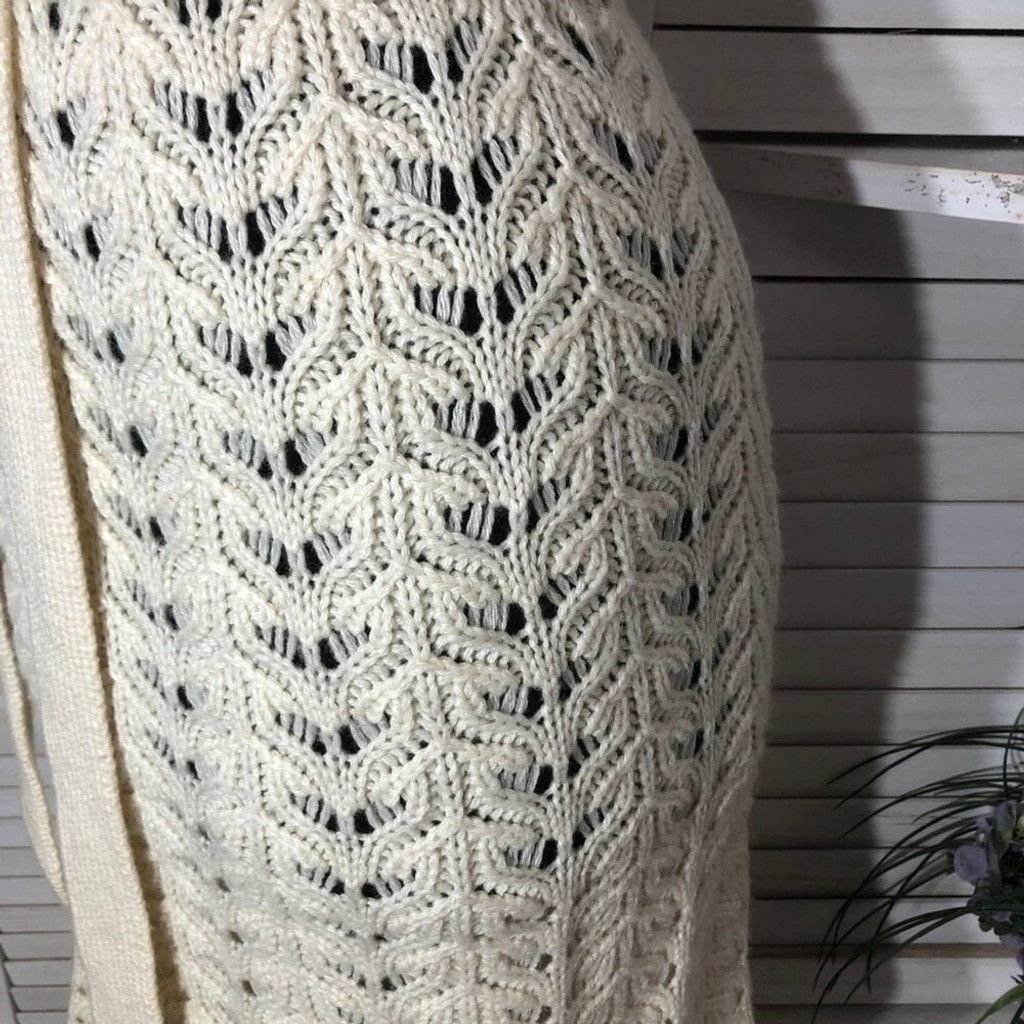 Victoria's Secret Moda Internacional Victoria's Secret Y2K Sweater Dress Cream Size S / US 4 / IT 40 - 7 Thumbnail