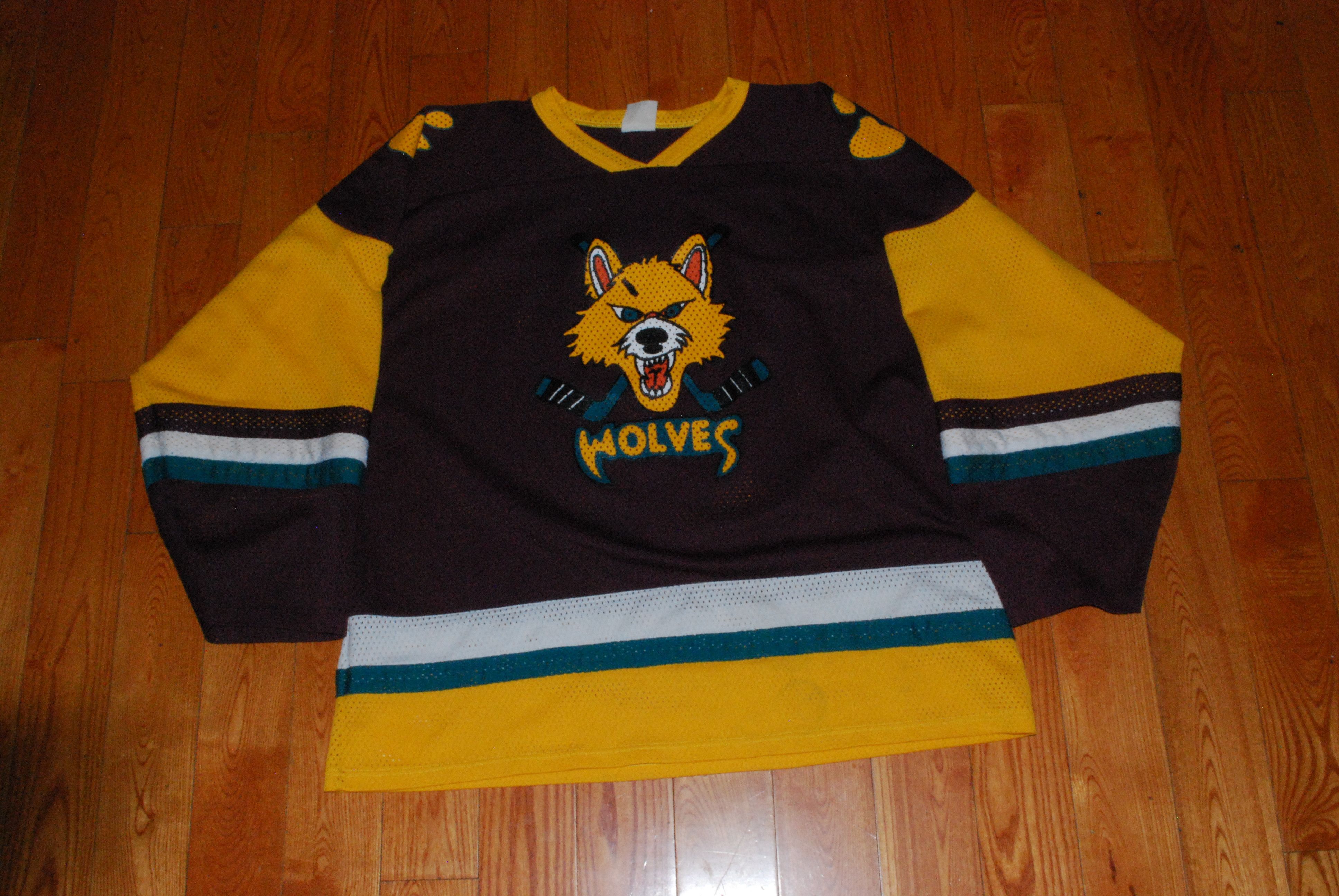 Other Original IHL Chicago Wolves Hockey Jersey from the 1990s Size US XL / EU 56 / 4 - 4 Thumbnail