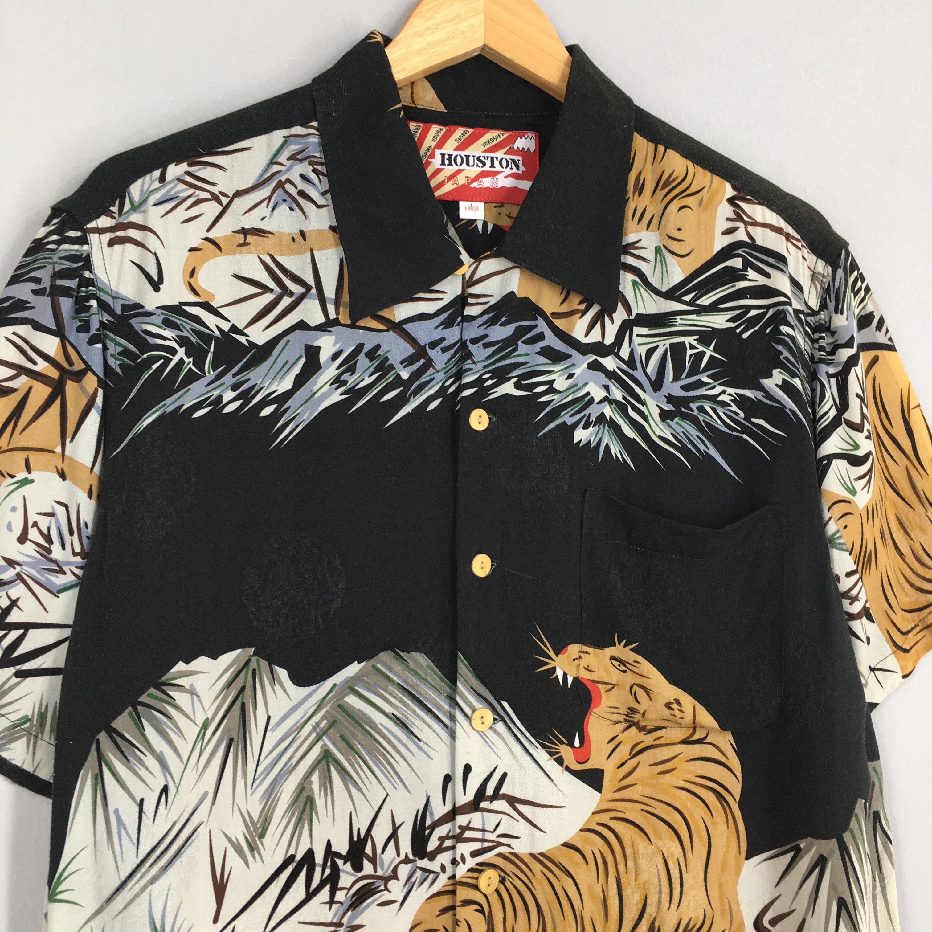 Japanese Brand 90s Houston Jungle Tiger Roar Aloha Hawaii Rayon Shirt Size US L / EU 52-54 / 3 - 3 Thumbnail