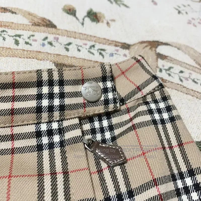 Burberry Burberry Women's Khaki Check Wool Skirt. Size 23" - 2 Thumbnail