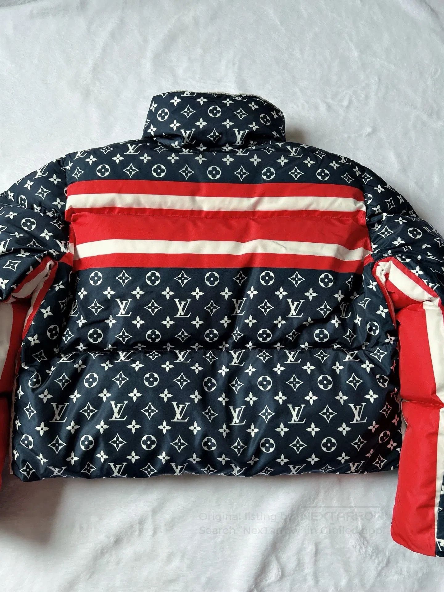 Louis Vuitton Louis Vuitton Logo All-over Print Jacket. Size S / US 4 / IT 40 - 2 Thumbnail