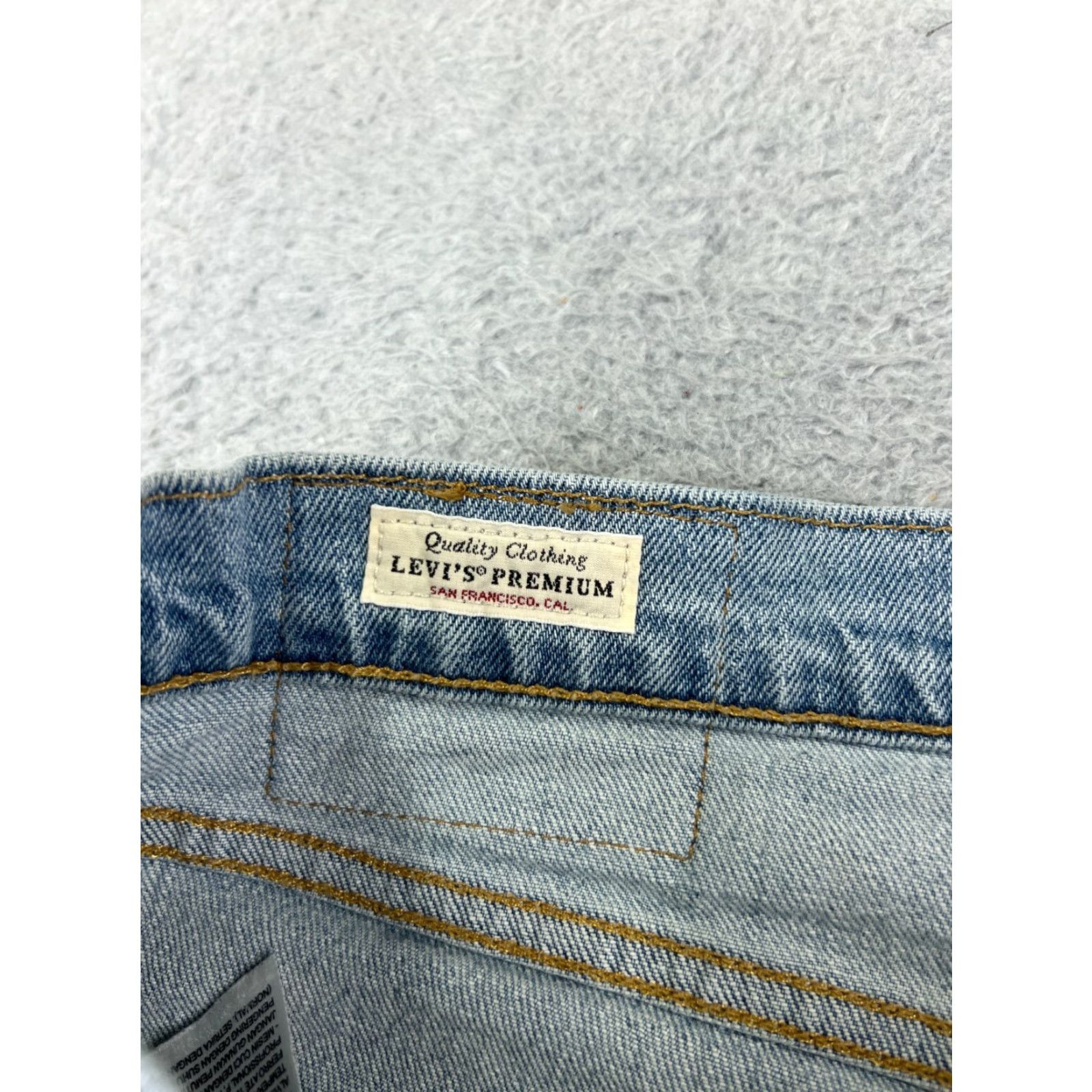 Levi's Levis Denim Shorts 36 Blue Premium Big E 502 Zip Fly 33x11 Adult Jeans Cutoff Size US 36 / EU 52 - 7 Thumbnail