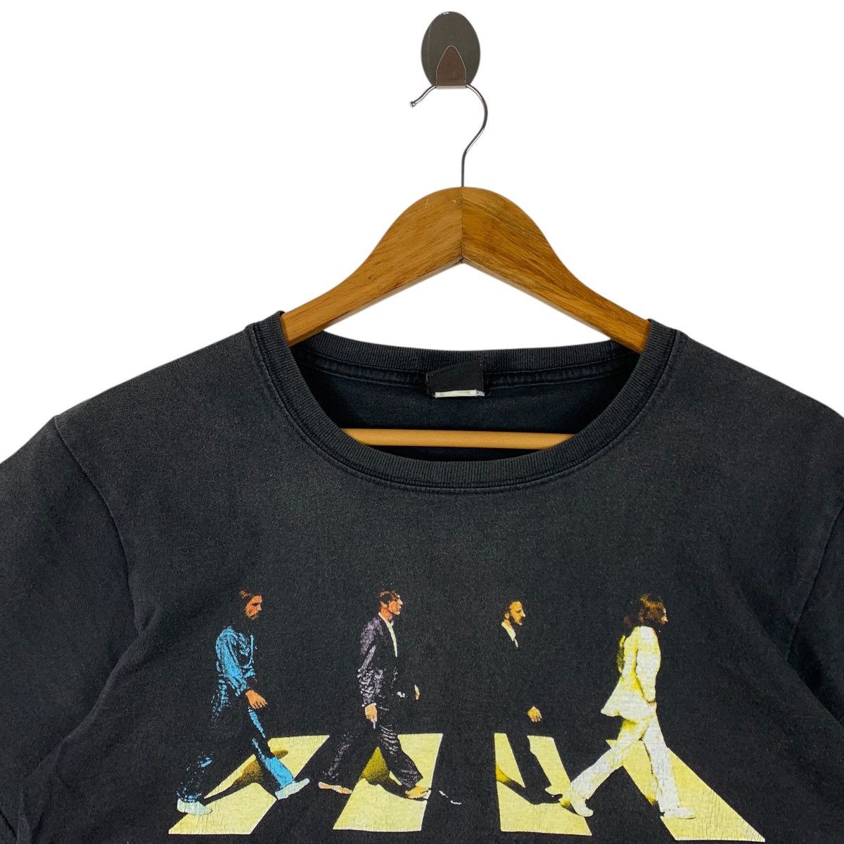 Band Tees Vintage THE BEATLES Line up printed band tees Size US M / EU 48-50 / 2 - 2 Thumbnail