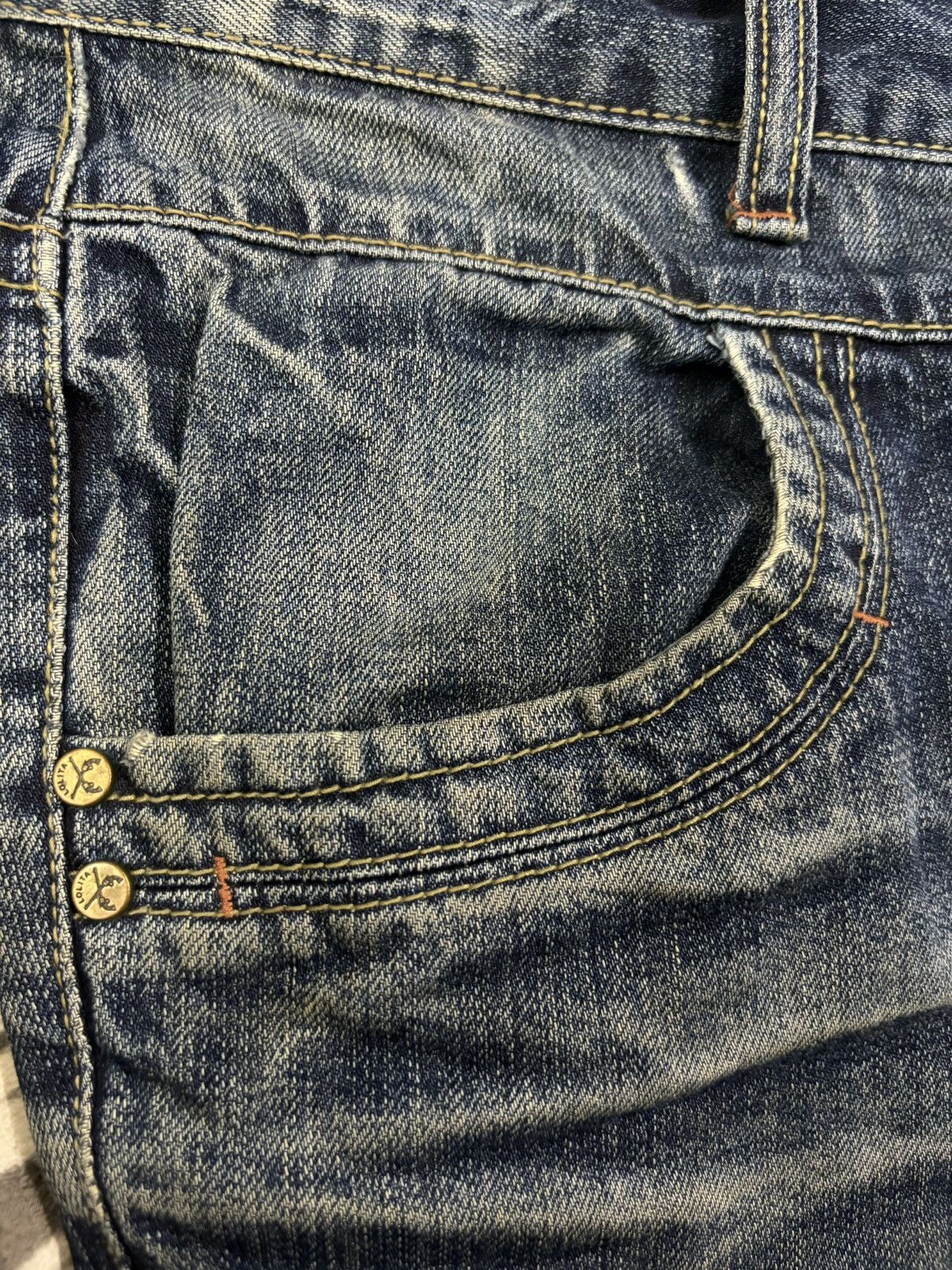 Beauty Beast Vintage Lolita x Beast Studded Flare Distressed Punk Jeans Size US 35 - 5 Thumbnail