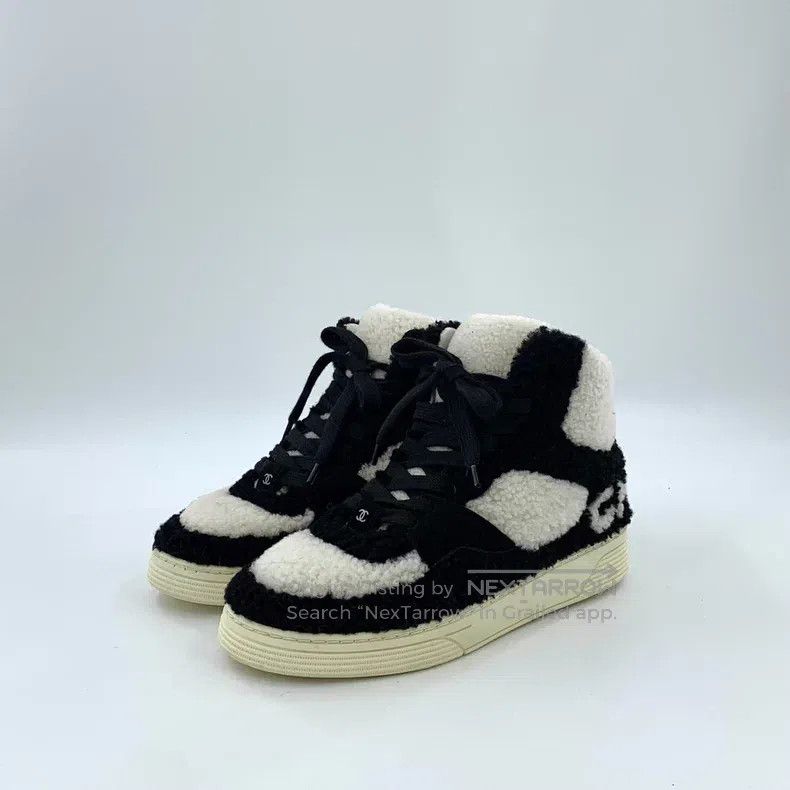Chanel Chanel Black and white colour-blocked lacing casual flat h Size US 5.5 / IT 35.5 - 1 Thumbnail