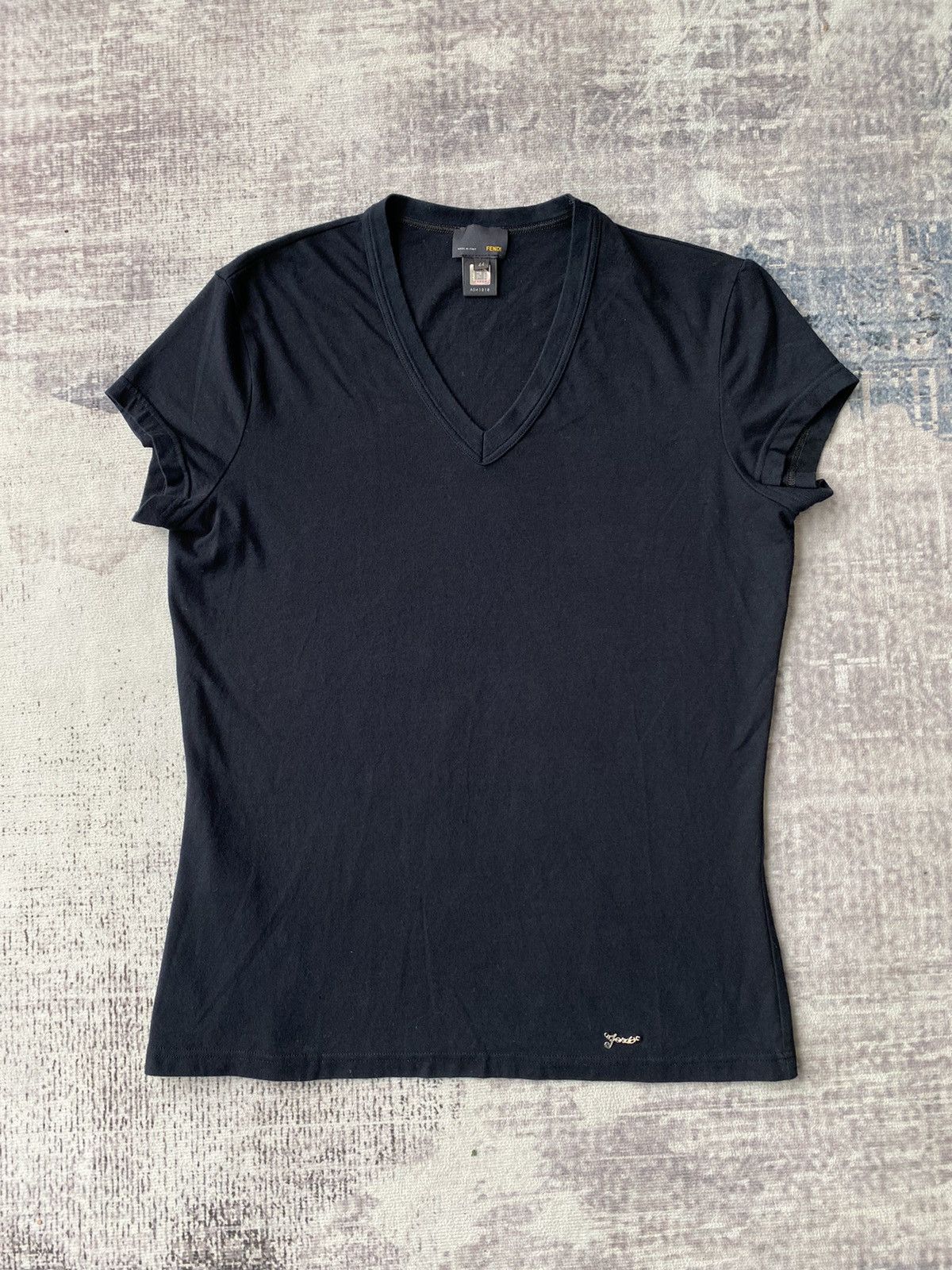 Fendi Fendi Italy V-Neck Tees Size M / US 6-8 / IT 42-44 - 1 Thumbnail