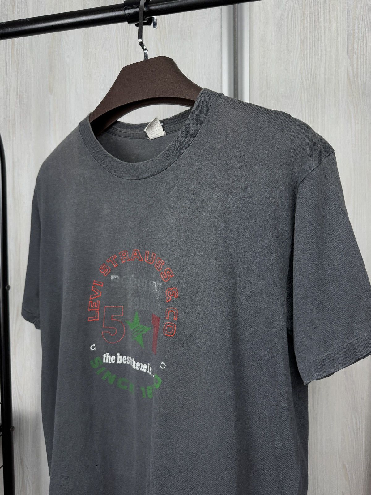 Levi's Vintage Clothing Levi's 90s Black Faded big logo Graphic Tee Shirt Size US M / EU 48-50 / 2 - 5 Thumbnail