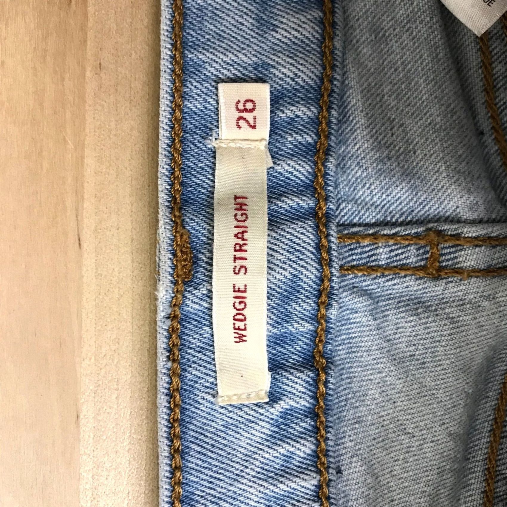 Vintage Levi's Premium Wedgie Straight Jeans Light Wash Blue High Rise Denim Size 26 Women's 5-Pocket Size 26" / US 2 / IT 38 - 7 Thumbnail