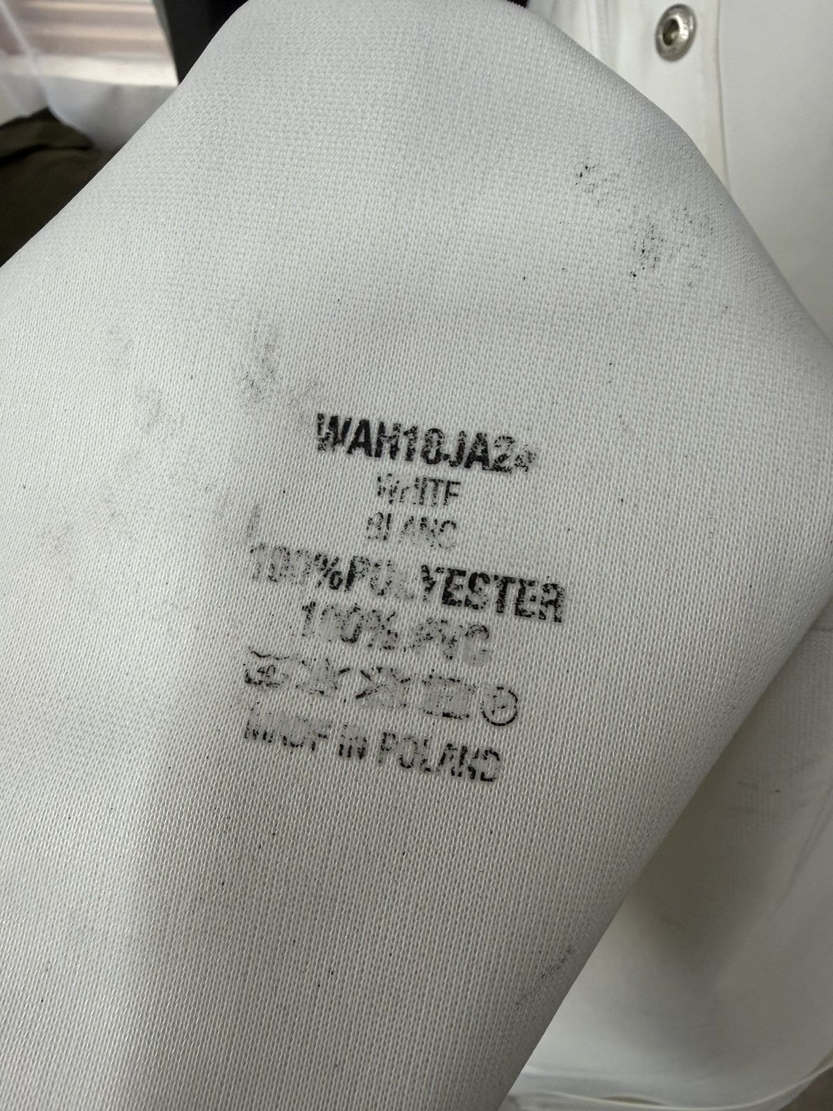 Vetements Vetements Rain Coat Size US XL / EU 56 / 4 - 8 Thumbnail