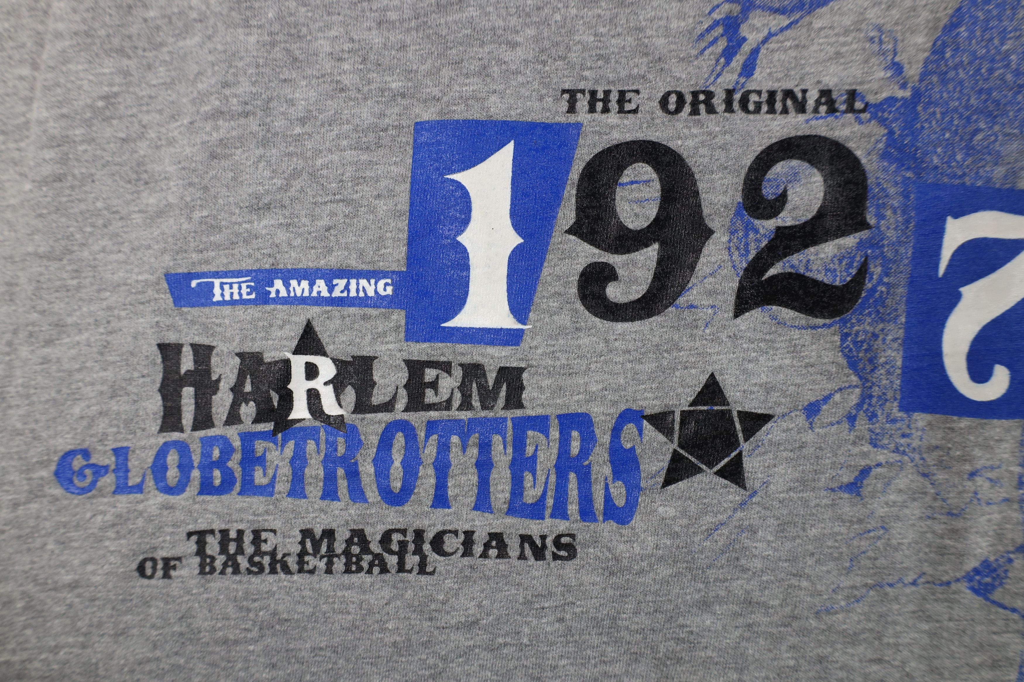 Vintage Vintage 90s Y2K The Harlem Globetrotters Basketball T-Shirt Size US L / EU 52-54 / 3 - 6 Thumbnail