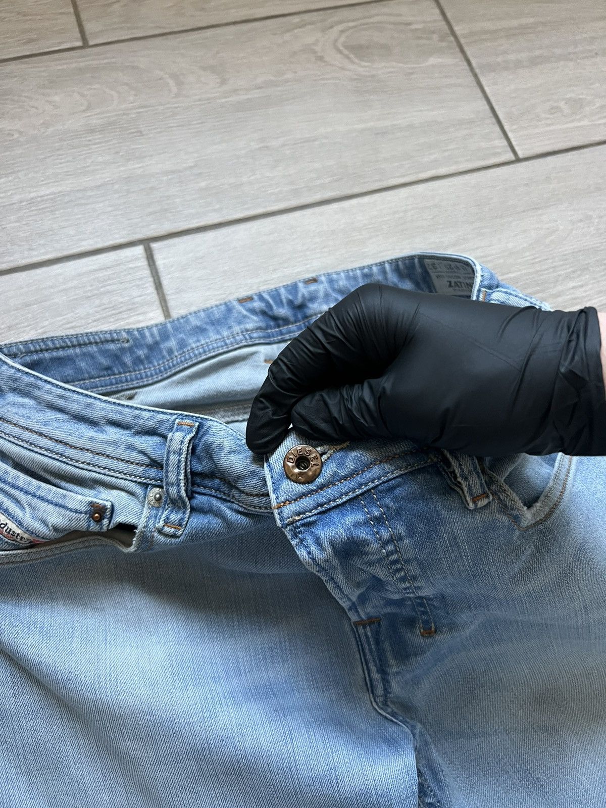 Other Vintage y2k Diesel Baggy Distressed Wide Jeans Washed Size US 28 / EU 44 - 11 Thumbnail