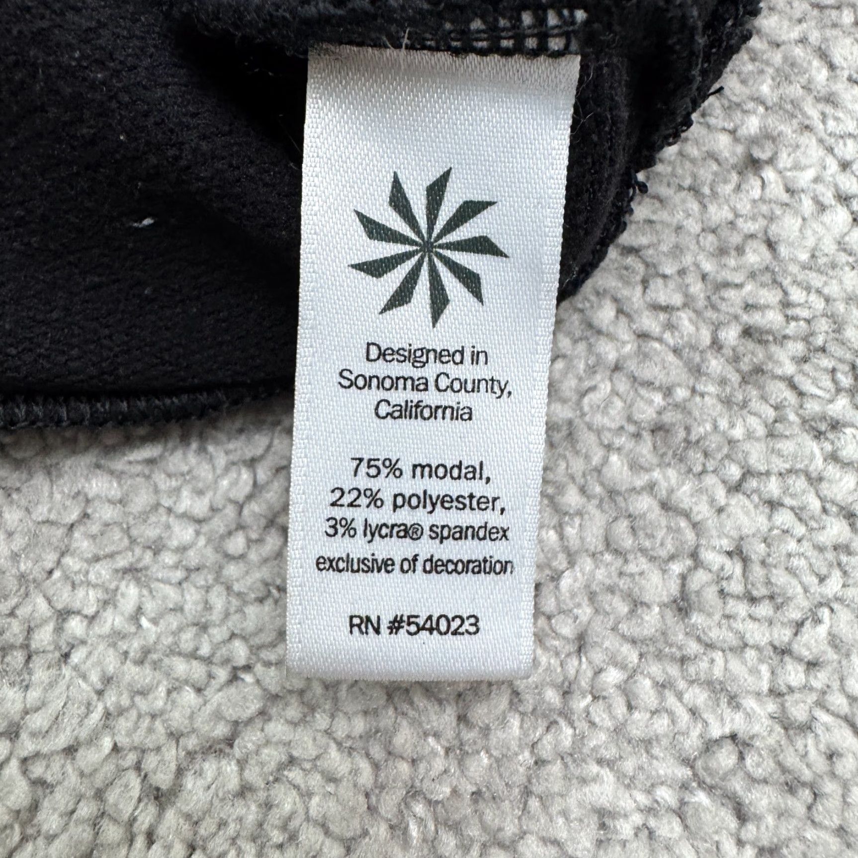 Athleta Athleta Sweatshirt Womens M Black Crew Neck Cozy Karma Crossover Pullover Pullover Breathable Lightweight Casual Athleisure Size M / US 6-8 / IT 42-44 - 7 Thumbnail