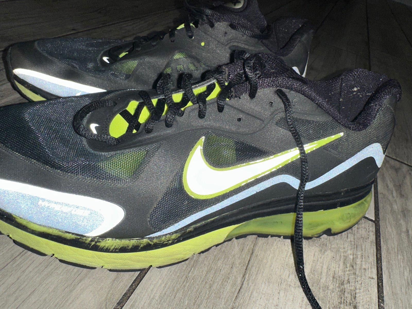 Nike 2013 Nike Men’s shoe 11.5 air max Size US 11.5 / EU 44-45 - 11 Thumbnail