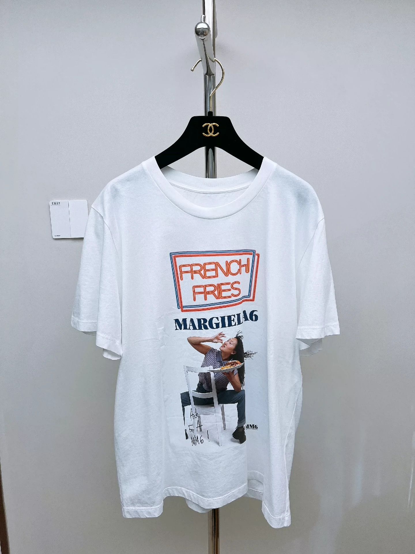 Maison Margiela Madison Margiela MM6 letter portrait print short 