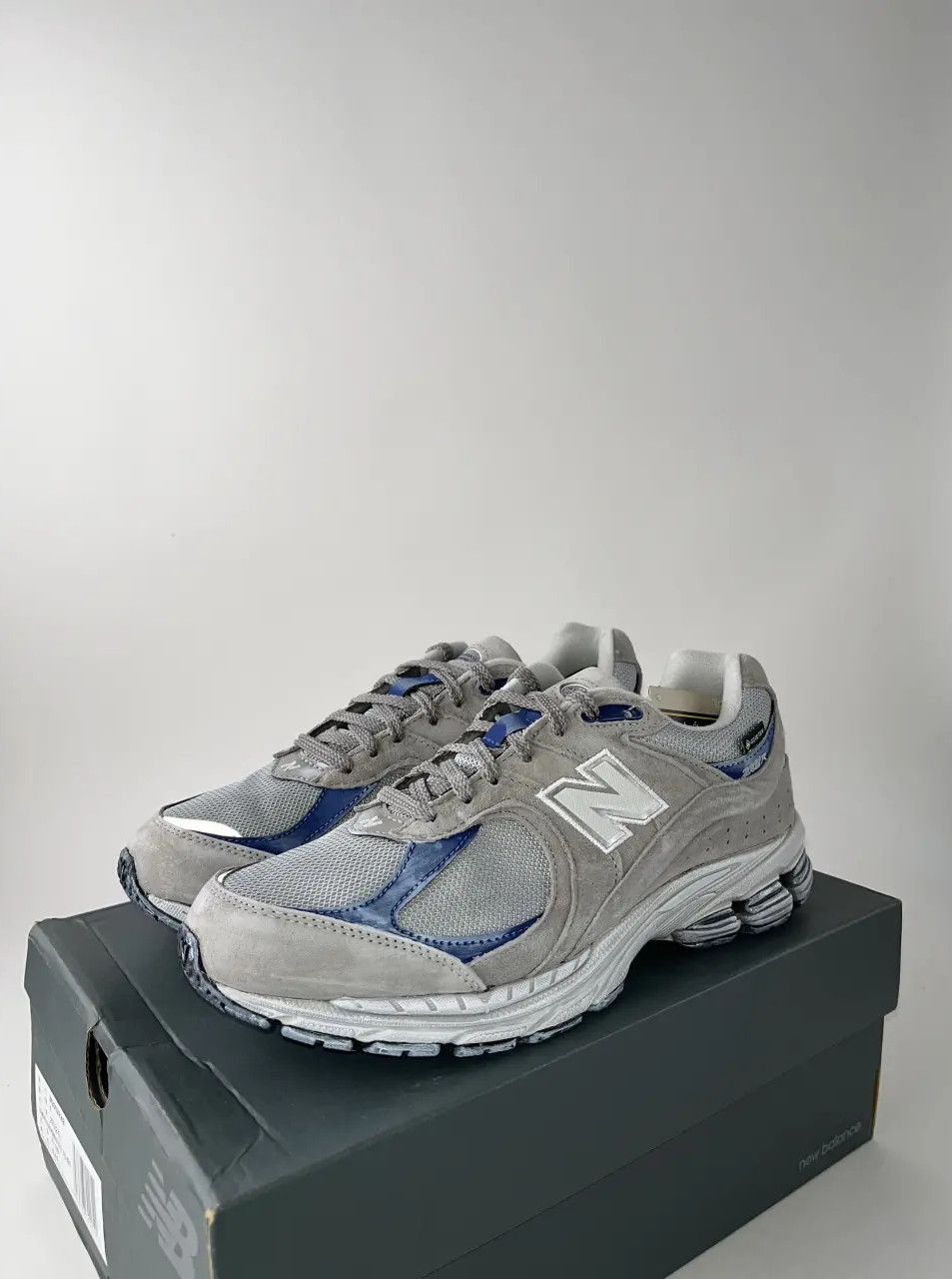 New Balance New Balance 2002R Gore-Tex Marblehead Moon Shadow Size US 9 / EU 42 - 2 Thumbnail