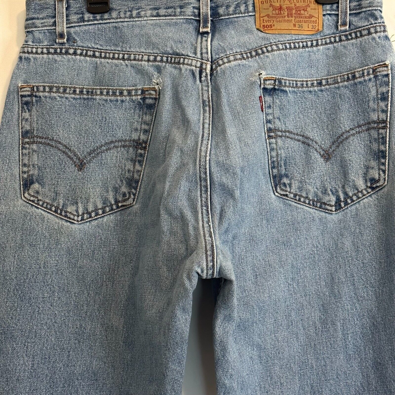 Levi's Levis 505 Straight Leg 36x32 Blue Jeans Mild Distress 90sVTG Size US 36 / EU 52 - 9 Thumbnail
