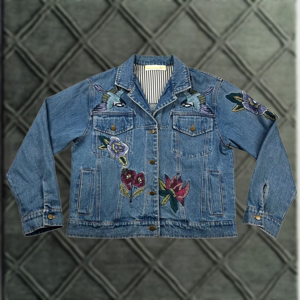 Denime Magnolia South Denim Jacket Womens M Embroidered Bird Flowers Trucker Blue Jean Shirt Size 32" / US 10 / IT 46 - 1 Thumbnail