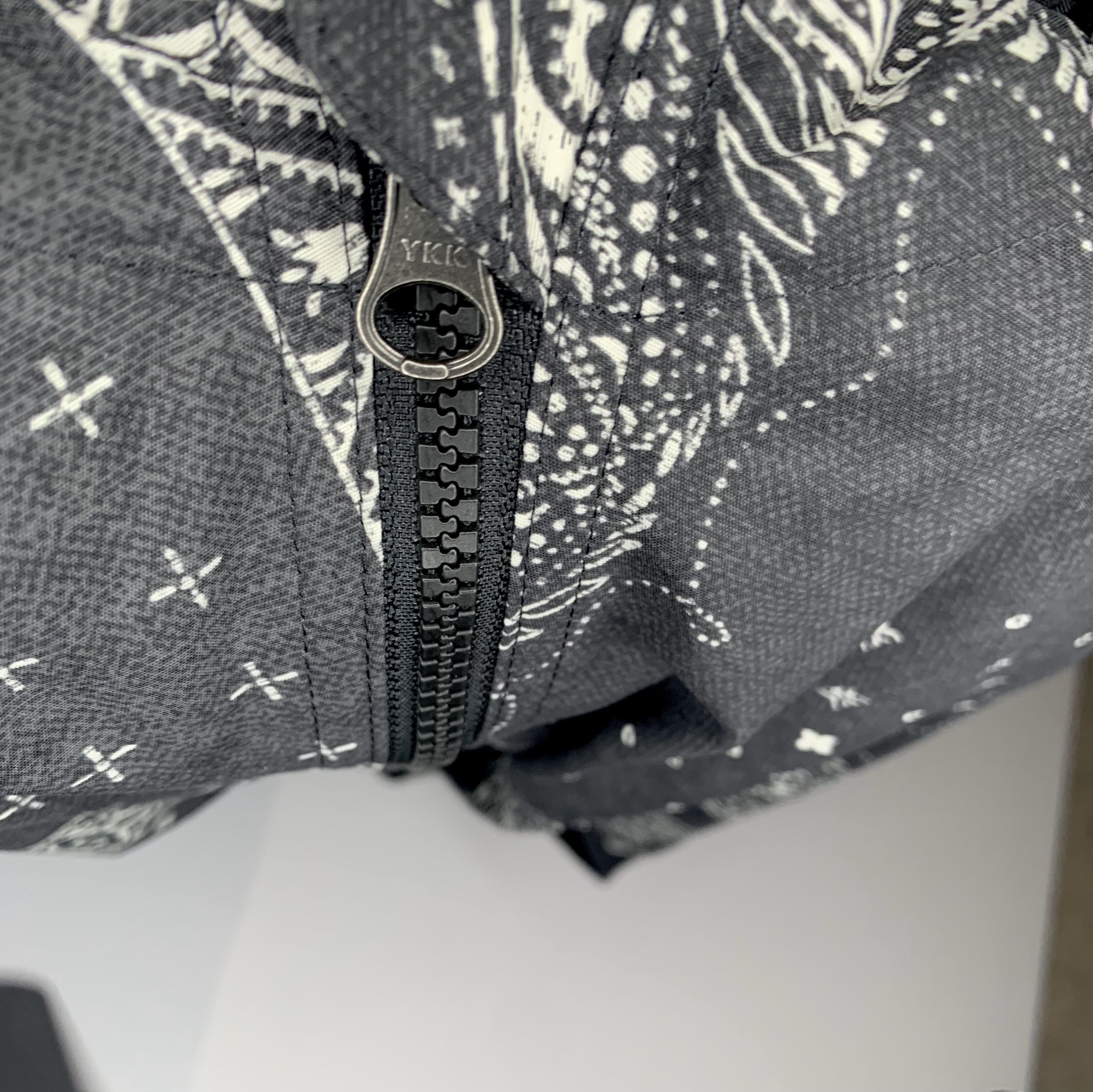 The North Face TNF Paisley Pattern Mountain Parka Size US L / EU 52-54 / 3 - 9 Thumbnail