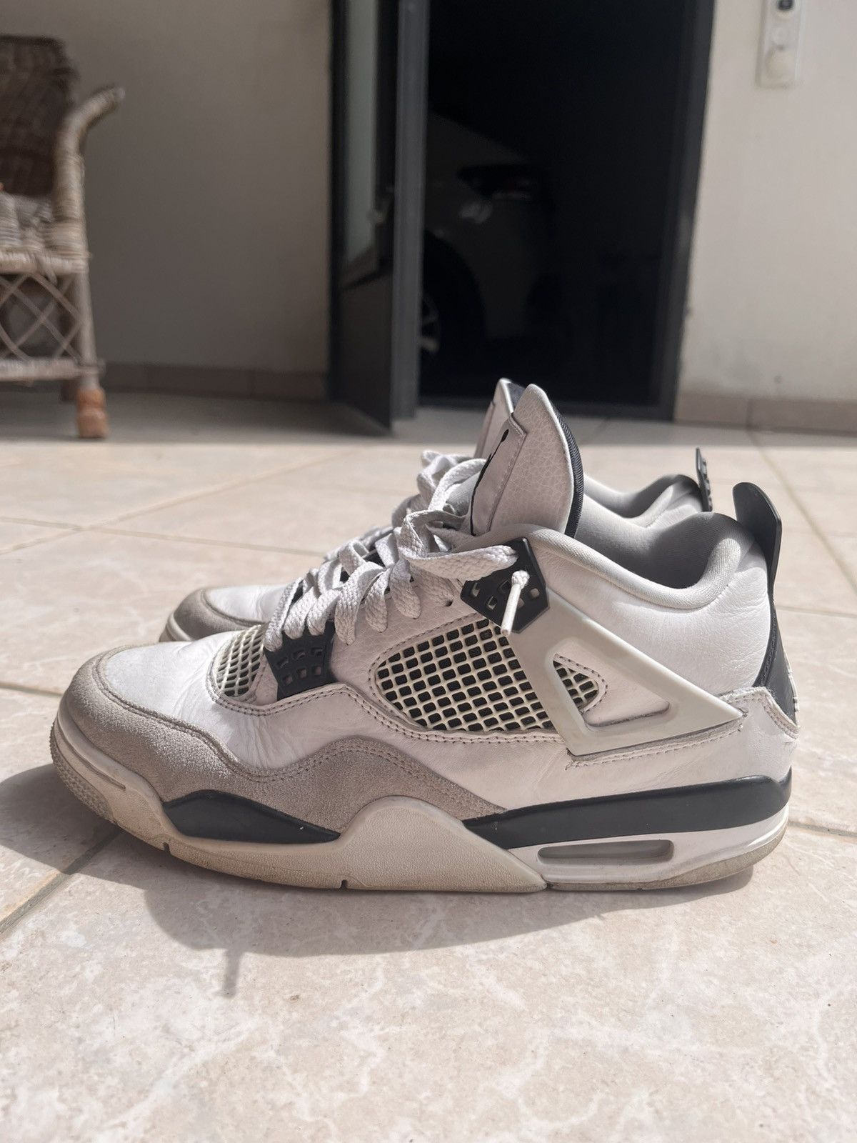 Nike Jordan 4 military black Size US 8 / EU 41 - 1 Thumbnail