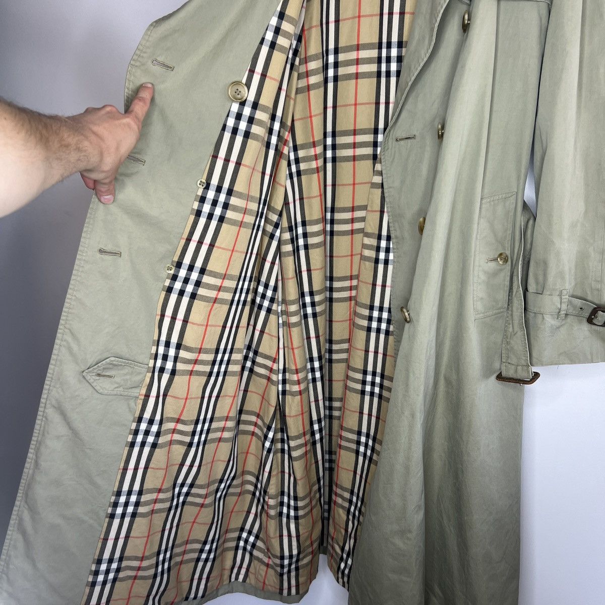 Burberry × Designer × Vintage Vintage Burberry Trench Coat 90s Nova Check Beige Belted Size US M / EU 48-50 / 2 - 8 Thumbnail