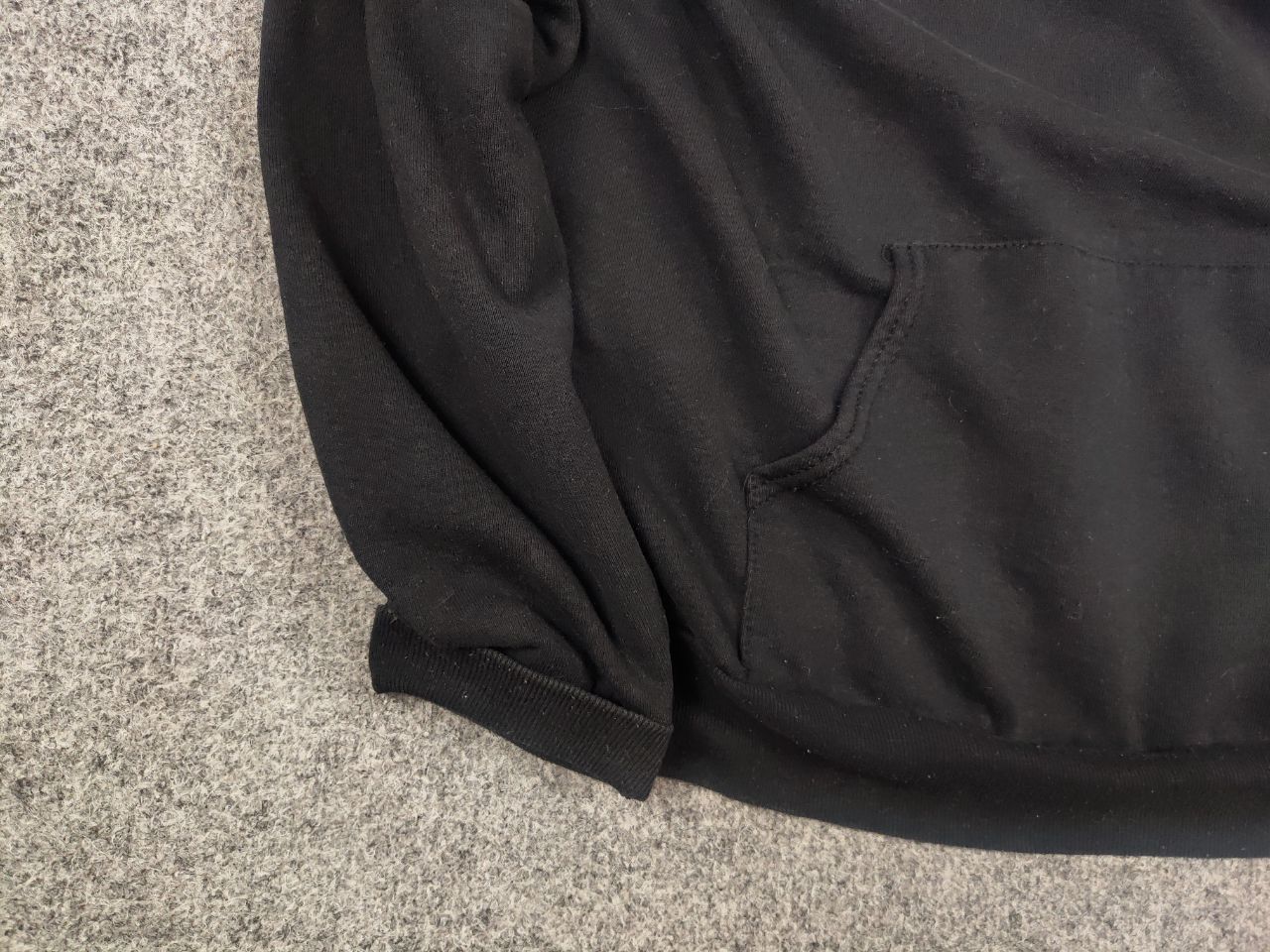 Fruit Of The Loom Vintage 90's fruit of the loom Black Faded Hoodie USA Style Size US XL / EU 56 / 4 - 9 Thumbnail