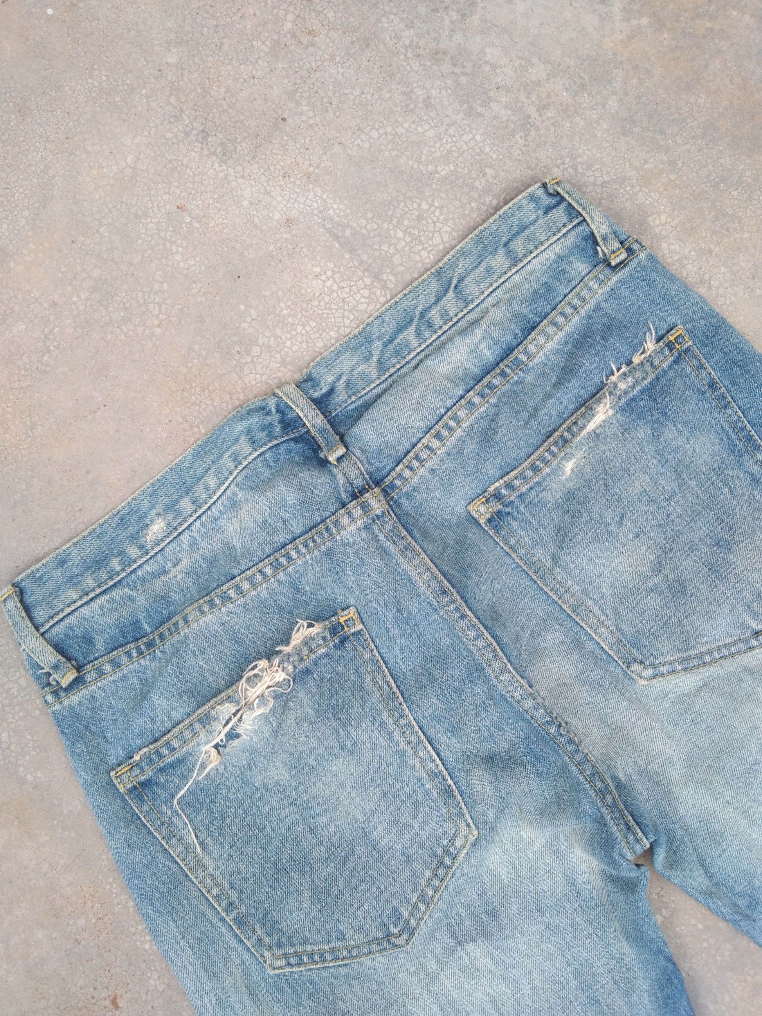 Japanese Brand Vintage Distressed Flared Jeans 30x33 Size US 30 / EU 46 - 3 Thumbnail