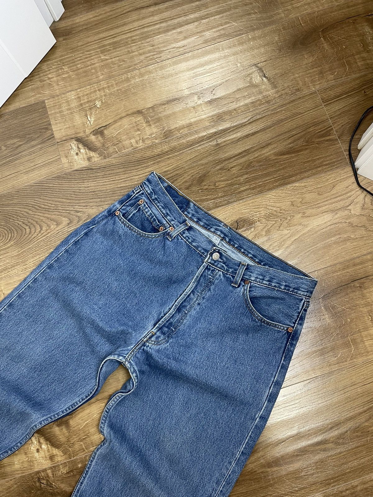 Levi's × Vintage Vintage Levi’s 501 Red Tab Made in UK Blue Stonewashed Jeans Size US 36 / EU 52 - 6 Thumbnail