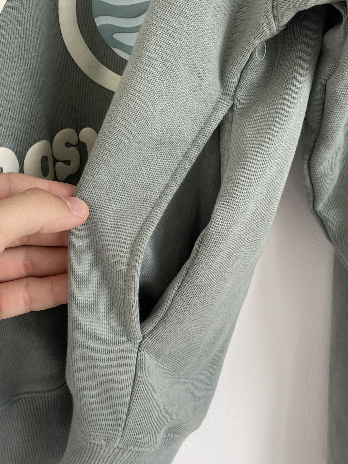 Broken Planet 🔥 BROKEN PLANET COSMIC CONNECTION HOODIE Y2K EARTH VIBES 🔥 Size US S / EU 44-46 / 1 - 13 Thumbnail